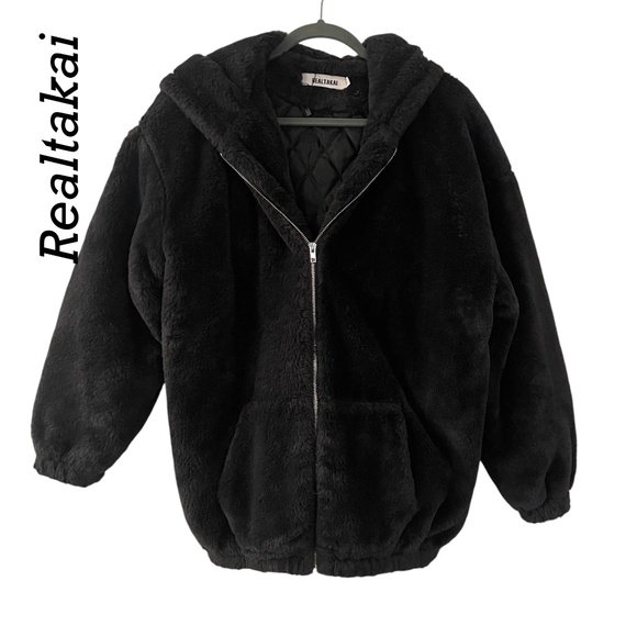 SO SOFT! Realtakai Black faux fur jacket Size L - Picture 1 of 5